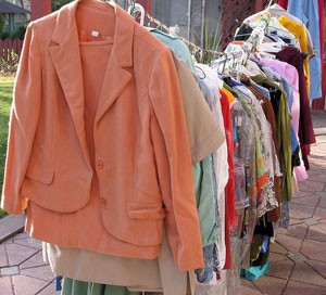 bargain-clothing-riverdale